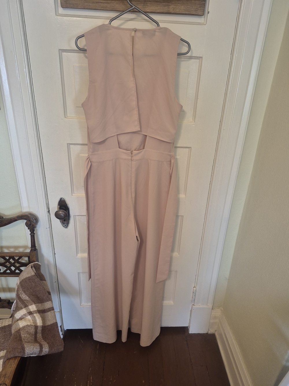 bebe Blush Pink Wide Leg Belted Jumpsuit Open Back Size 10 - Picture 4 of 13
